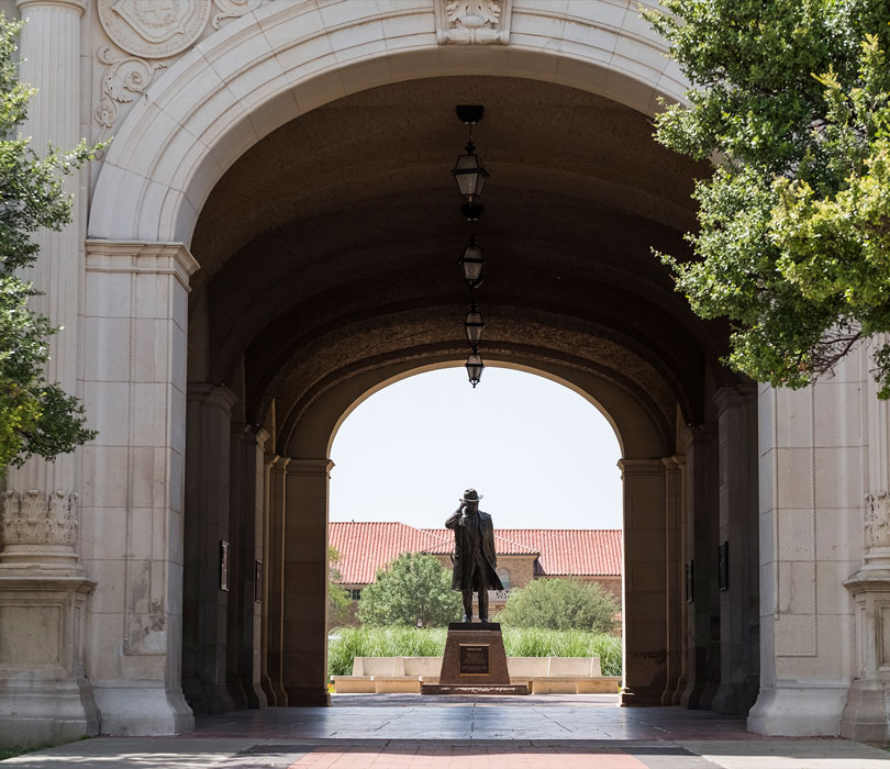 Preston Smith statue