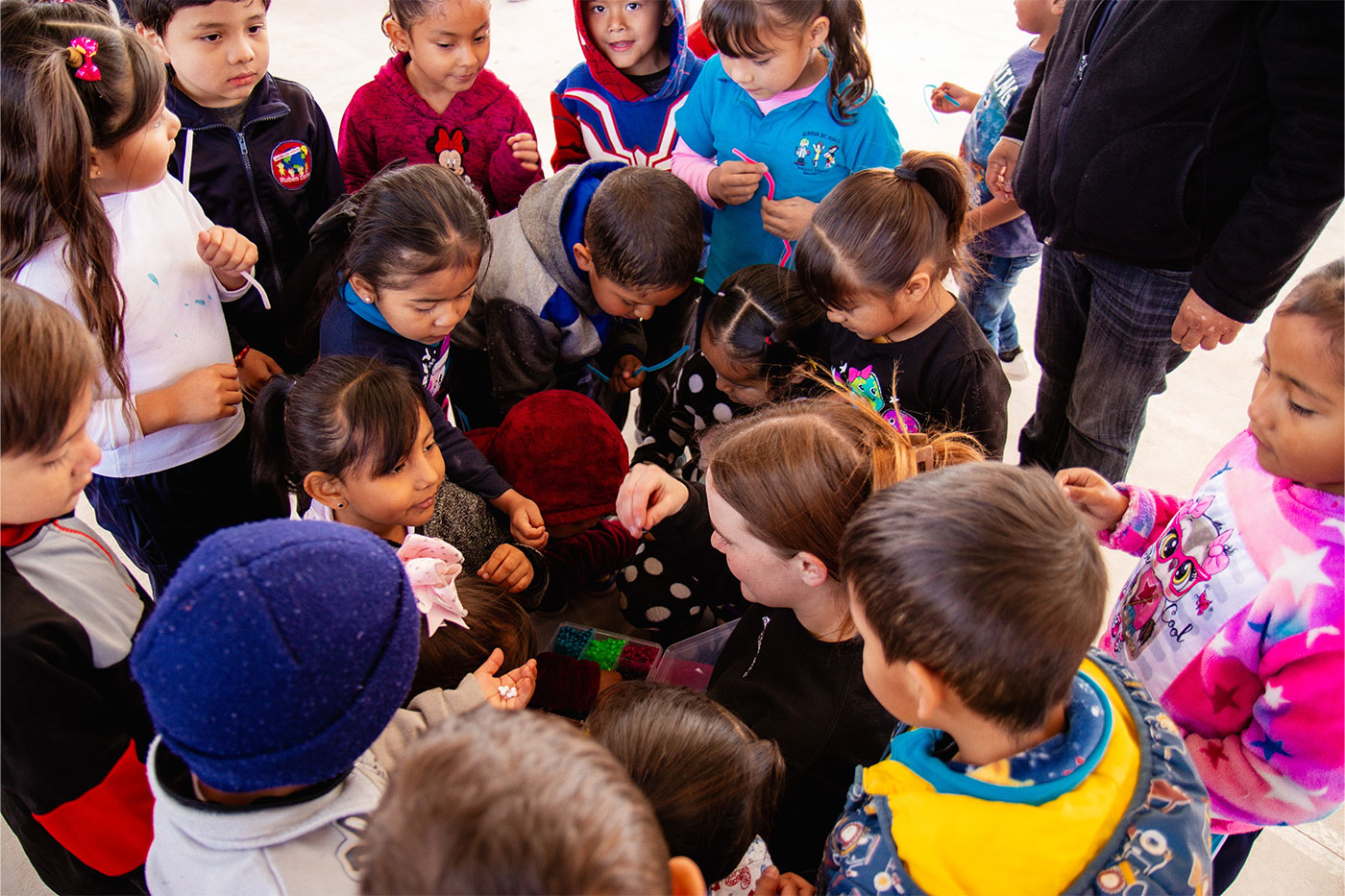 Leading a program at a kindergarten in Juarez on a Spring Break trip during Junior year. (2024)