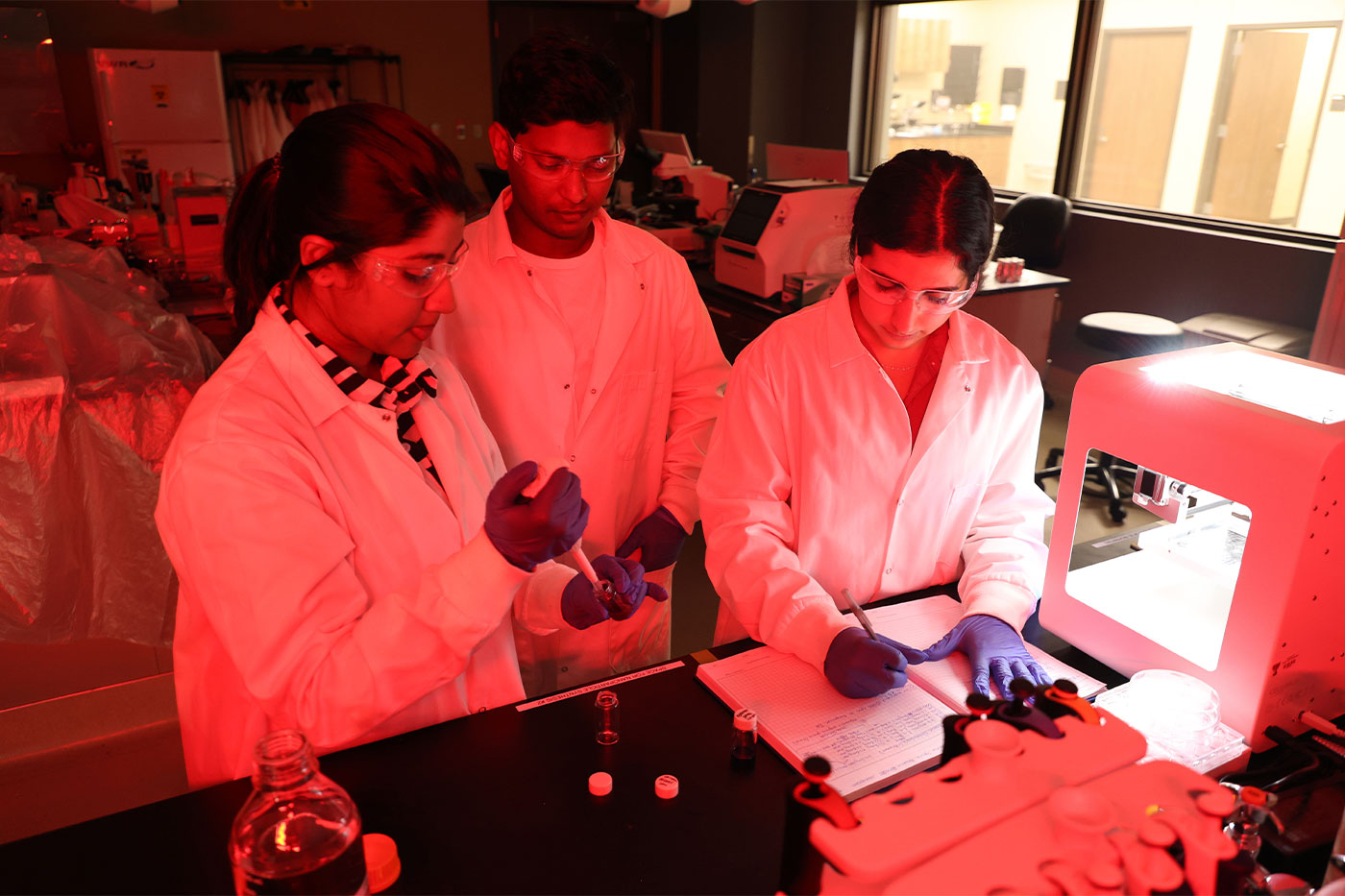  Working in lab