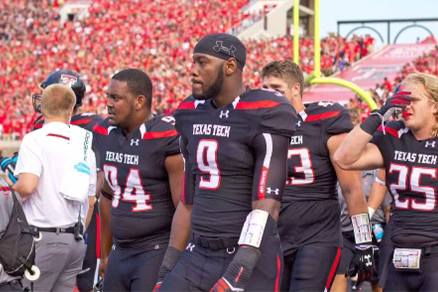 Donte’ (left) and defense walking onto the Jones