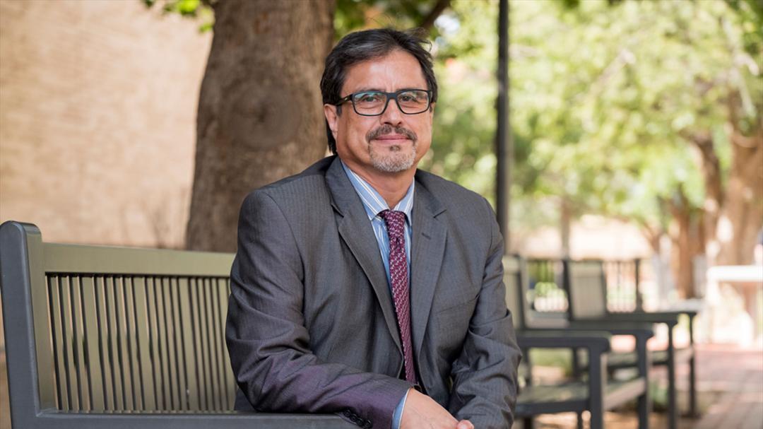 Herrera-Estrella Elected to Fellowship of the UK&rsquo;s Royal Society