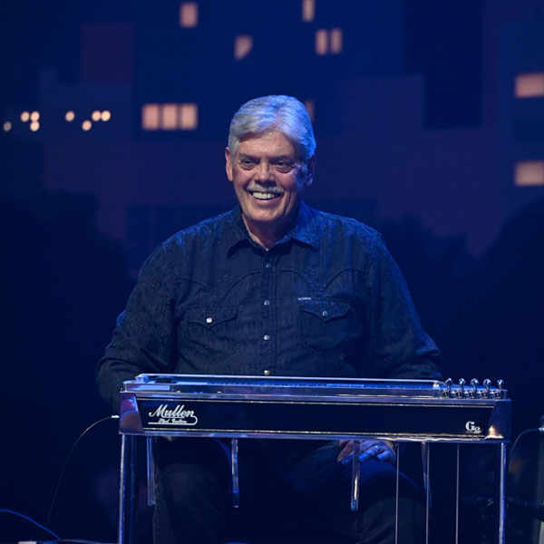 Photo of Lloyd Maines.