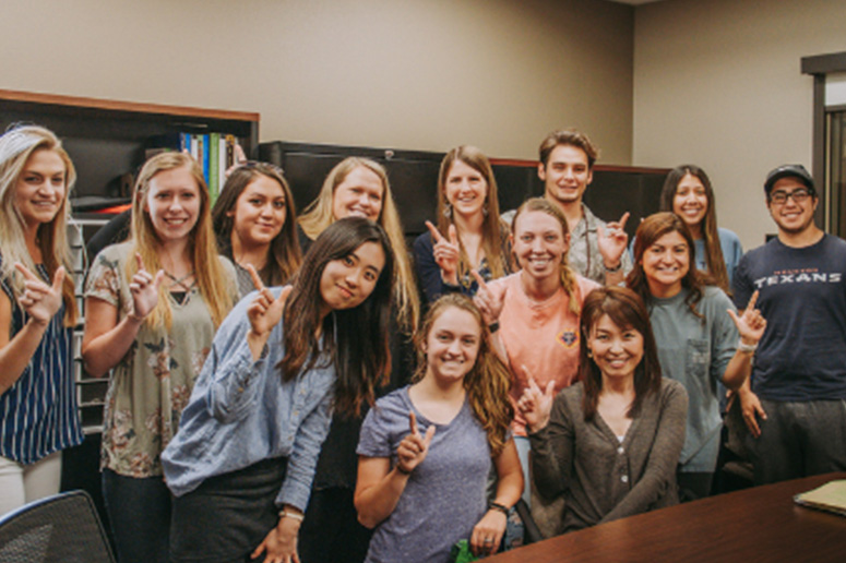 HDFS student research group meeting.